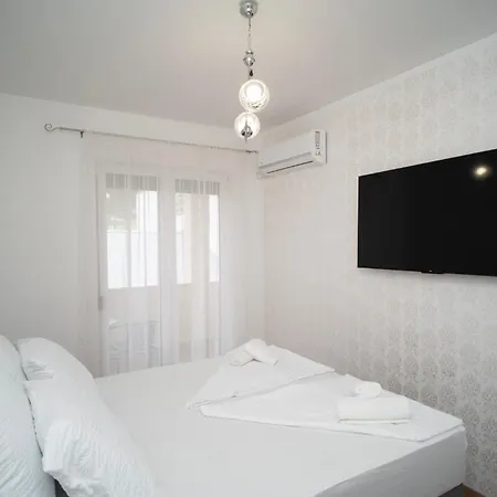 Tvrdava Fortress Apartment *